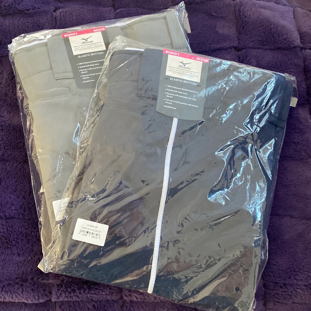 NWT. Bundle of 2 Mizuno Softball Pants. Medium.
